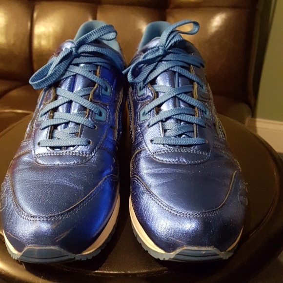 Asics sneakers size 9 - Picture 4 of 6